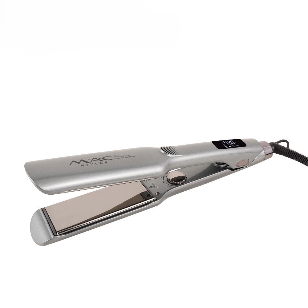 اتو مو مک استایلر مدل MC-5580-اتو مو مک استایلر مدل MC-5580 یکی از محبوبترین دستگاها برای اتوی مو در بین کاربران میباشد . طراحی ارگونومیک این دستگاه کار کردن با آن را برای شما نیز آسان میکند . اتو مو مک استایلر مدل MC-5580 طول سیم 2.4 متری این دستگاه به شما آزادی عمل بیشتری می‌دهد و از محدودیت‌های ف ...